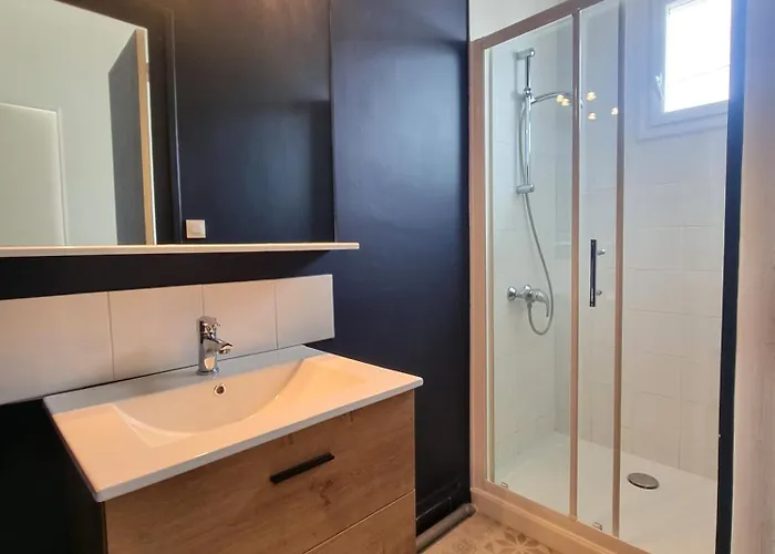 Les Pieds Dans L'eau 200m *