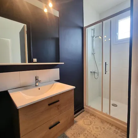 Les Pieds Dans L'eau 200m *