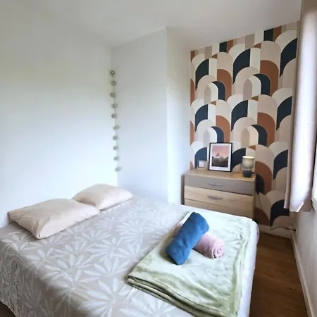 Les Pieds Dans L'eau 200m *